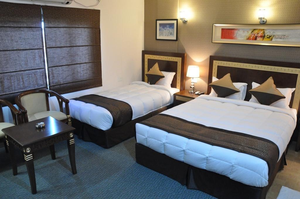 Silk Route Hotel Guwahati Quarto foto