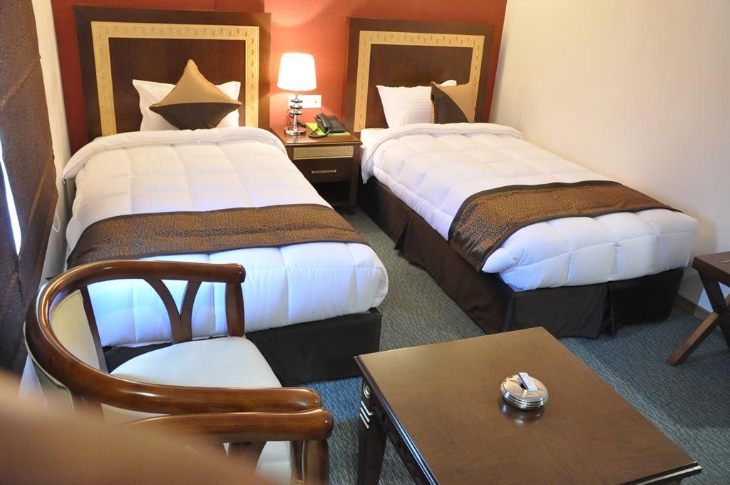 Silk Route Hotel Guwahati Quarto foto